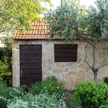 Apartman Topic Apartment Kastela Bagian luar foto