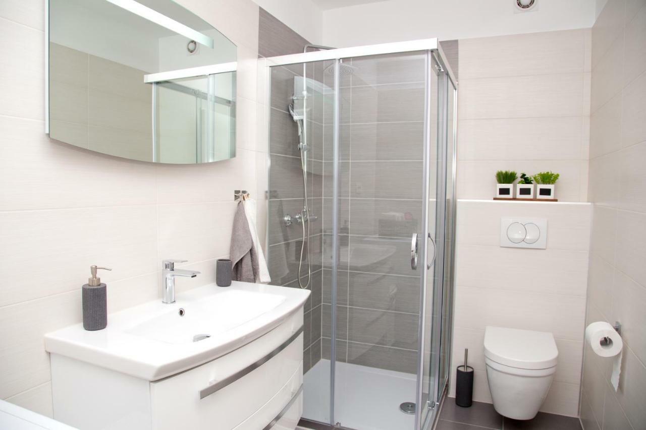 Apartman Topic Apartment Kastela Bagian luar foto