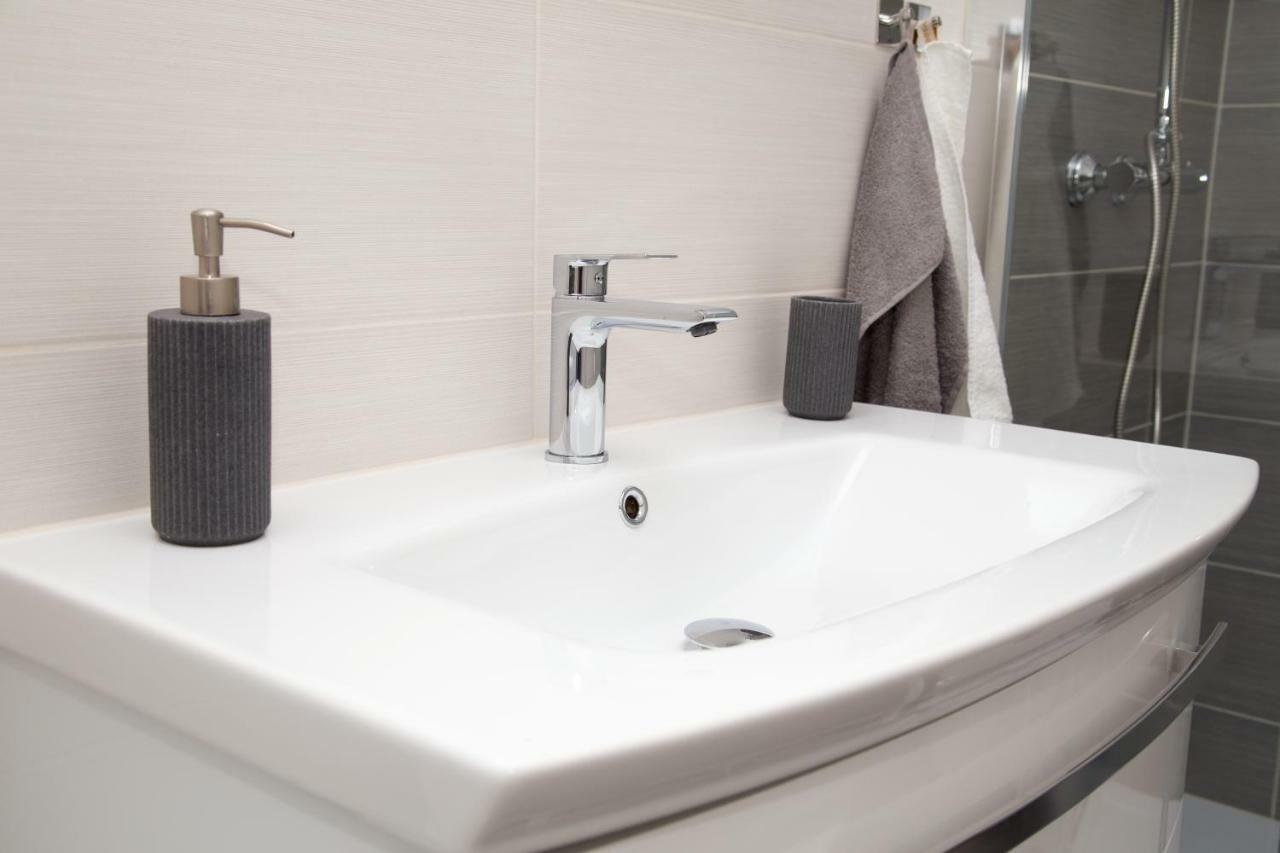 Apartman Topic Apartment Kastela Bagian luar foto