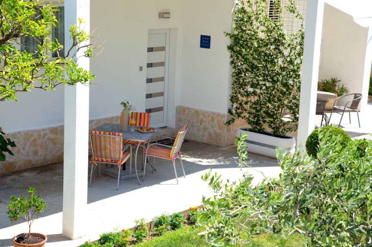 Apartman Topic Apartment Kastela Bagian luar foto