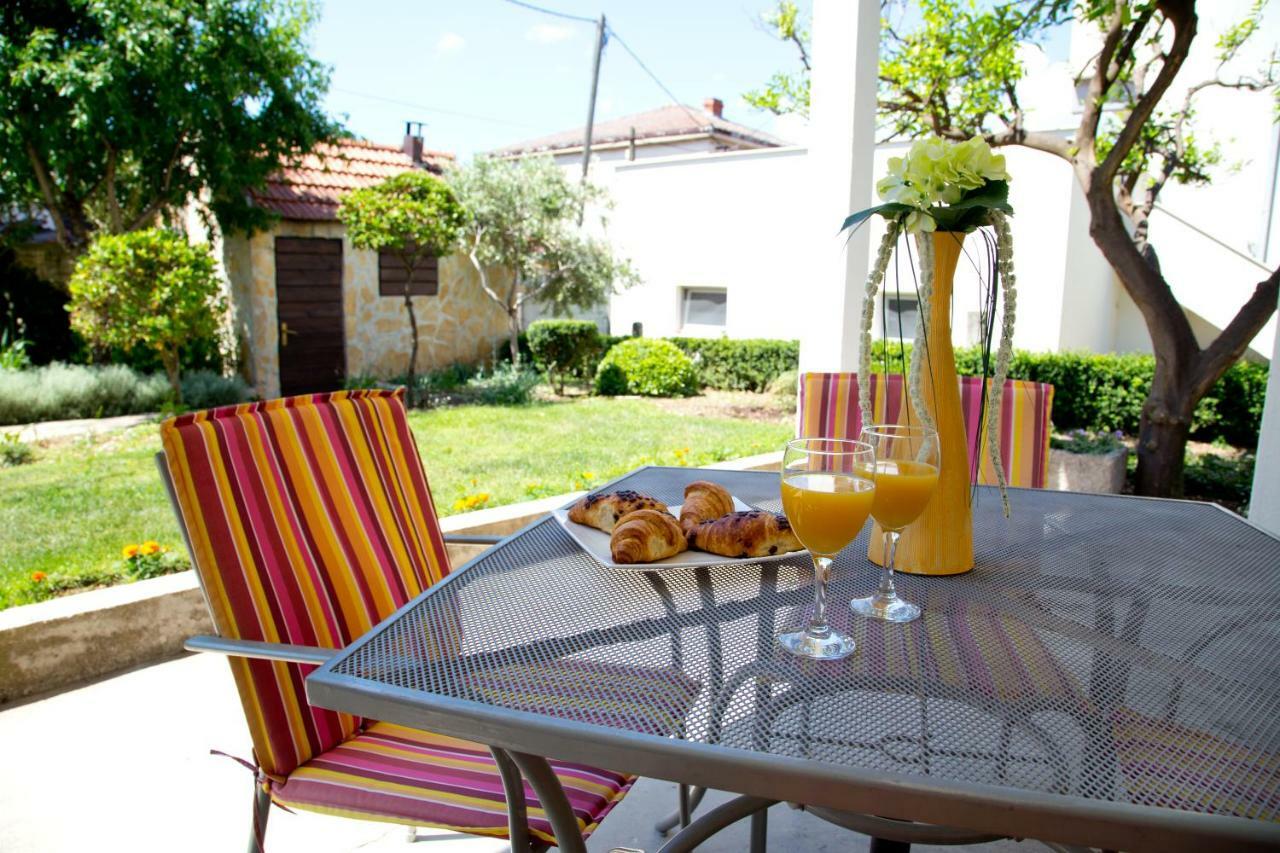 Apartman Topic Apartment Kastela Bagian luar foto