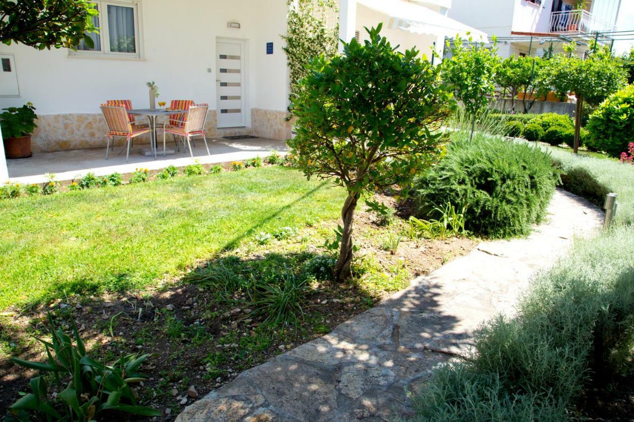 Apartman Topic Apartment Kastela Bagian luar foto